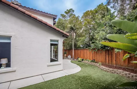 Exterior - 1153 Pacifica Pl, Encinitas, CA 92024 photo 7 of 8