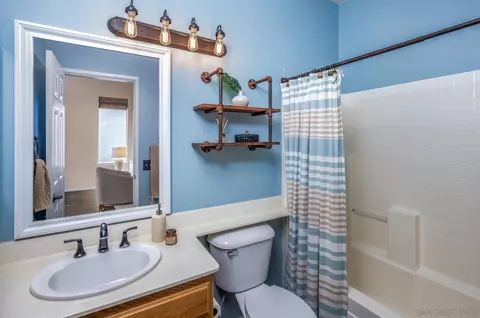 Bath - 1153 Pacifica Pl, Encinitas, CA 92024 photo 1 of 4