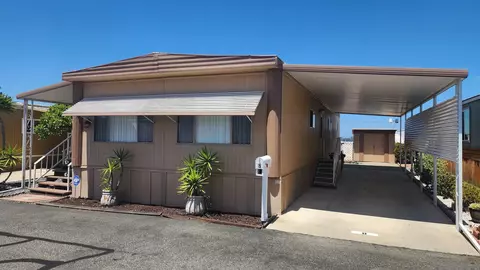 8 Blue Sky Ln, Oceanside, CA 92056