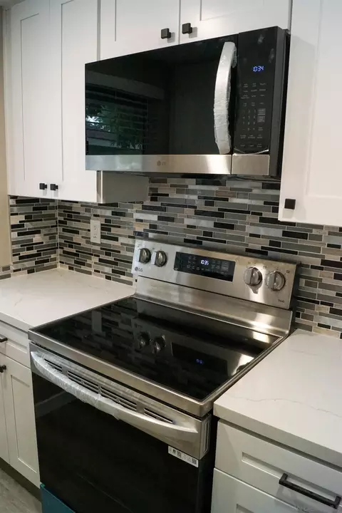Kitchen - 983 Amistad Pl #A, El Cajon, CA 92019 photo 3 of 4