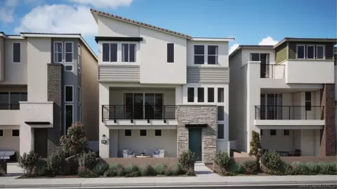 308 Triangular Rd, San Marcos, CA 92078