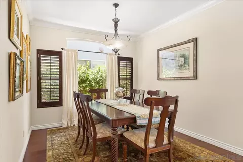 2402 Bear Rock Gln, Escondido, CA 92026 photo 6