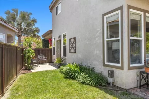 2402 Bear Rock Gln, Escondido, CA 92026 photo 39