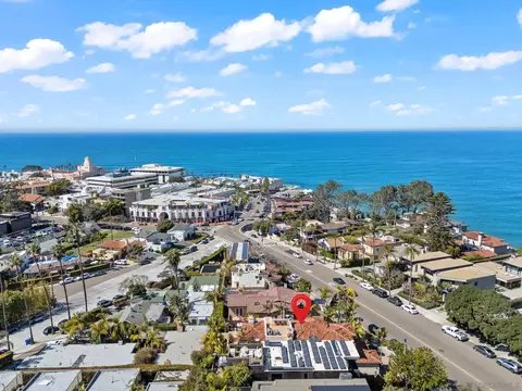 7944 Prospect Pl, La Jolla, CA 92037 photo 2