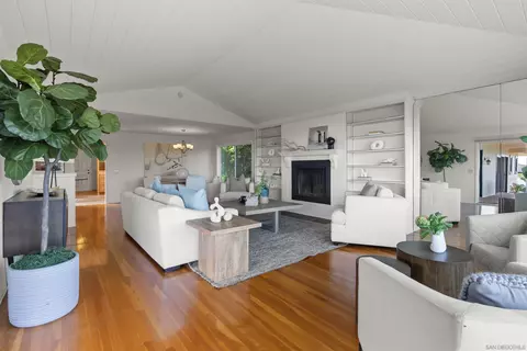 951 Skylark Dr, La Jolla, CA 92037 photo 24
