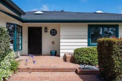 951 Skylark Dr, La Jolla, CA 92037 photo 9