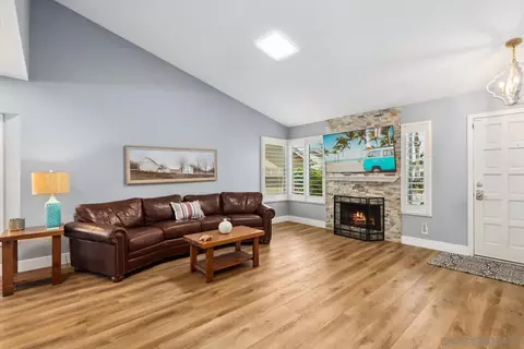 1683 Mustang Way, Oceanside, CA 92057 photo 3
