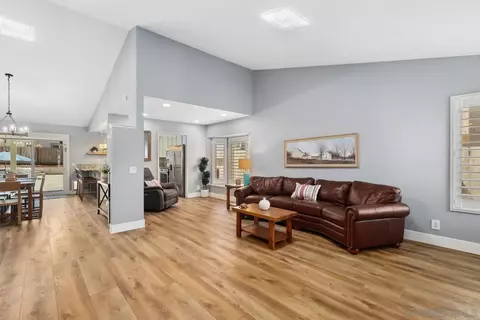 1683 Mustang Way, Oceanside, CA 92057 photo 4