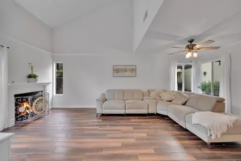 2156 Greencrest Dr, El Cajon, CA 92019 photo 13
