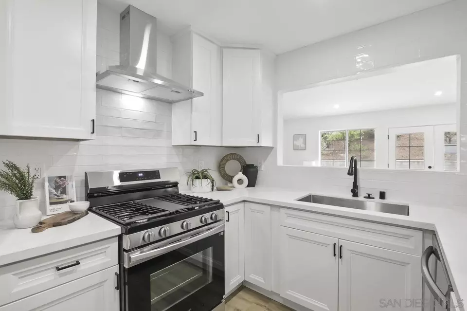 Kitchen - 2723 Lungos Ct, San Diego, CA 92154 photo 3 of 3