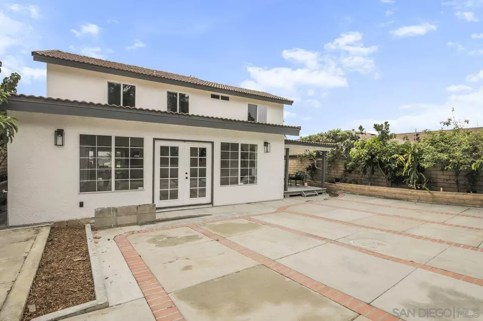 Exterior - 2723 Lungos Ct, San Diego, CA 92154 photo 3 of 5