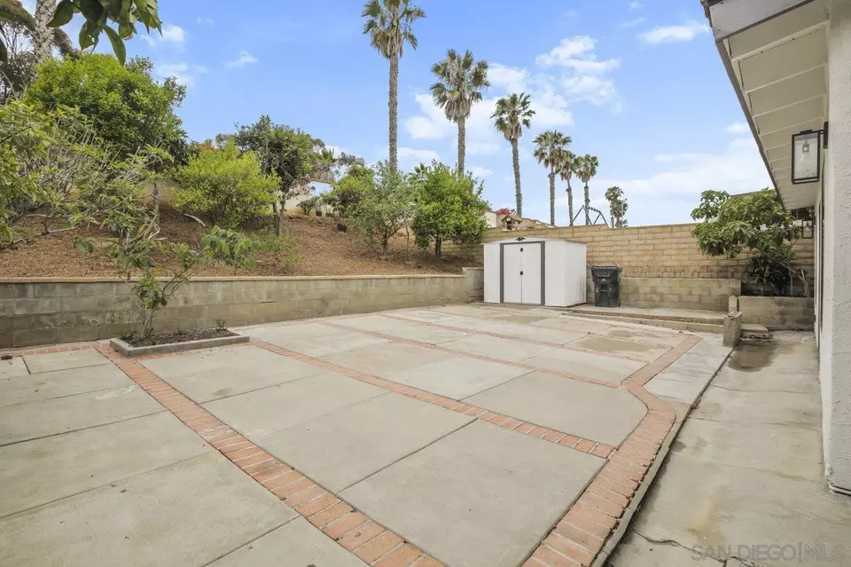 Exterior - 2723 Lungos Ct, San Diego, CA 92154 photo 5 of 5