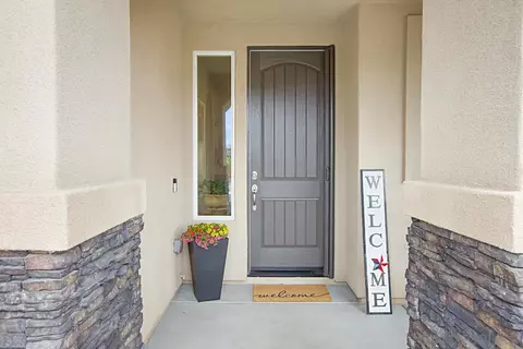 Entry Way - 8536 Even Seth Cir, Santee, CA 92071 photo 1 of 2