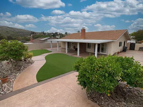 9941 Ledgeside St, Spring Valley, CA 91977 photo 5