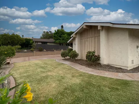 9941 Ledgeside St, Spring Valley, CA 91977 photo 36