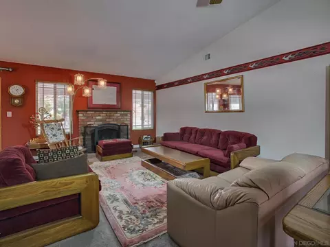 9941 Ledgeside St, Spring Valley, CA 91977 photo 6