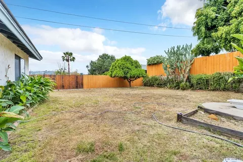 Exterior - 4306 Merritt Blvd, La Mesa, CA 91941 photo 8 of 11