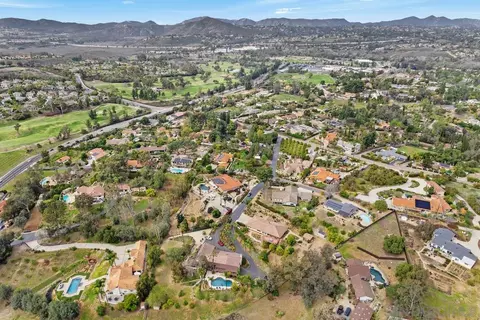 3548 Ryan Dr, Escondido, CA 92025 photo 6