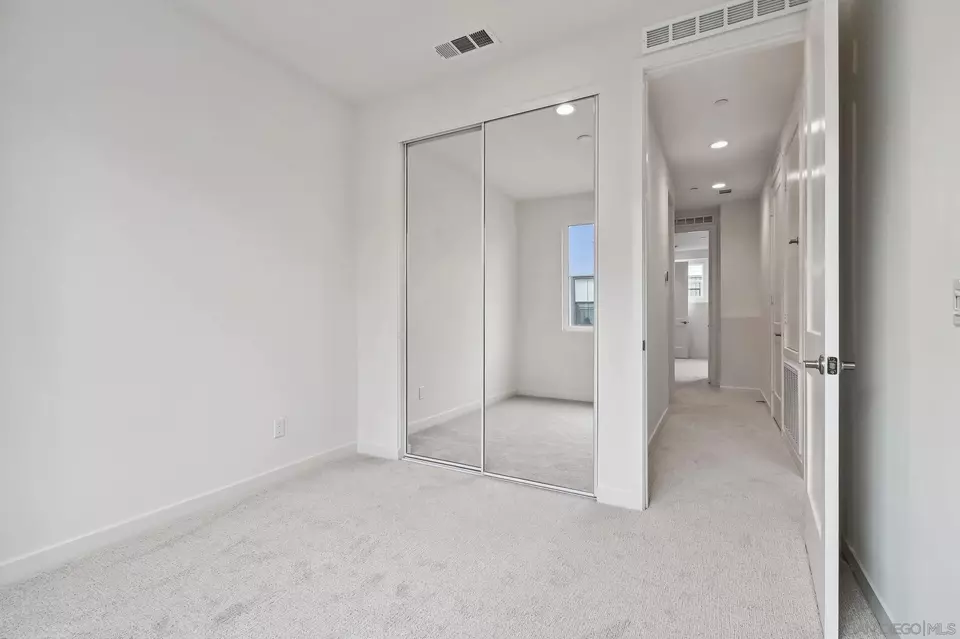 Bedroom - 2581 Broom Ln, Carlsbad, CA 92008 photo 3 of 4