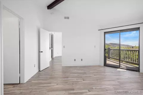 3025 Golden Oak Way, Spring Valley, CA 91978 photo 16