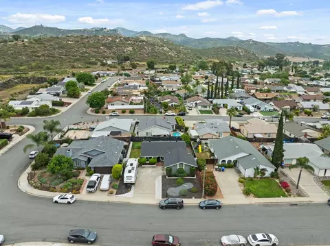 View/Area - 13637 Los Olivos Ave, Poway, CA 92064 photo 4 of 5