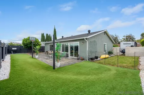 Exterior - 13637 Los Olivos Ave, Poway, CA 92064 photo 3 of 7