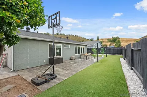 Exterior - 13637 Los Olivos Ave, Poway, CA 92064 photo 4 of 7