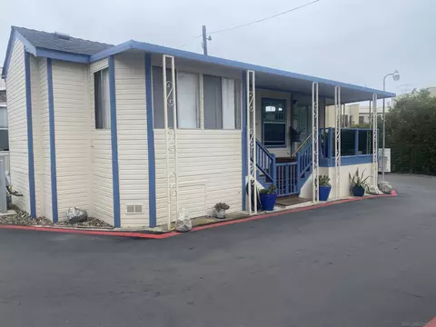 900 N Cleveland St #94, Oceanside, CA 92054