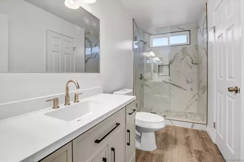 Bath - 9018 Outinda, Spring Valley, CA 91977 photo 1 of 4