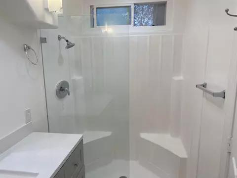 Bath - 9018 Outinda, Spring Valley, CA 91977 photo 4 of 4