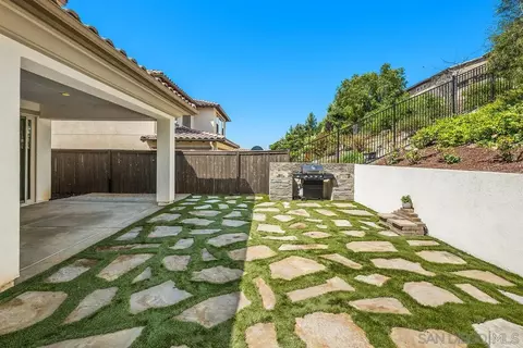 529 Adobe Estates Dr, Vista, CA 92083 photo 15