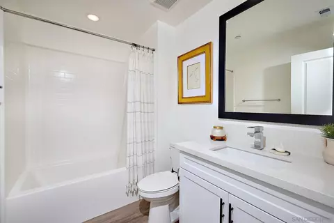Bath - 13070 Olympus Cir #1, Poway, CA 92064 photo 3 of 3