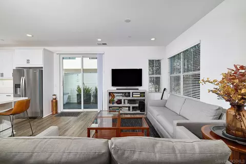 Living - 13070 Olympus Cir #1, Poway, CA 92064 photo 2 of 4