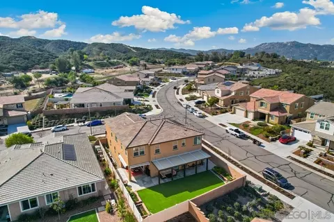 View/Area - 33626 Edge Ln, Temecula, CA 92592 photo 1 of 2