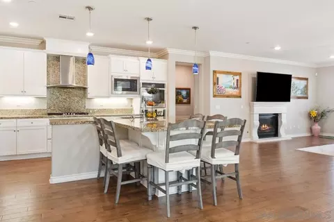 Kitchen - 33626 Edge Ln, Temecula, CA 92592 photo 1 of 3