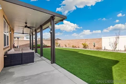 Exterior - 33626 Edge Ln, Temecula, CA 92592 photo 3 of 6