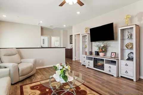 Living - 33626 Edge Ln, Temecula, CA 92592 photo 5 of 5