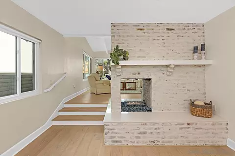 104 I Ave, Coronado, CA 92118 photo 4