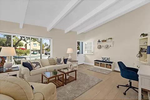 104 I Ave, Coronado, CA 92118 photo 3
