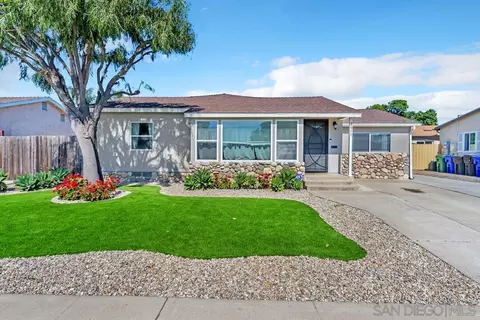 3911 Vista Grande Dr, San Diego, CA 92115