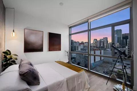 800 The Mark Ln #704, San Diego, CA 92101