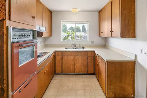 Kitchen - 7575 Seton Hall St, La Mesa, CA 91942 photo 2 of 4