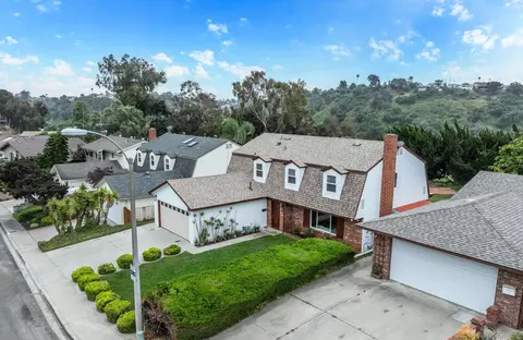 5835 Cozzens St, San Diego, CA 92122