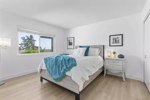 2071 Caminito Circulo Norte, La Jolla, CA 92037 photo 20