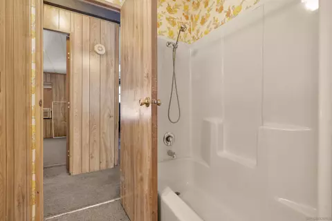 Bath - 776 Surrey Trl, Julian, CA 92036 photo 3 of 3