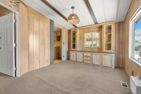 Living - 776 Surrey Trl, Julian, CA 92036 photo 6 of 6