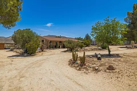 Exterior - 776 Surrey Trl, Julian, CA 92036 photo 4 of 19