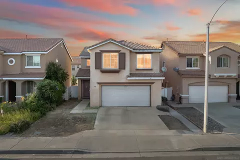 338 Camino De La Luna, Perris, CA 92571