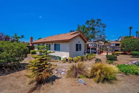 Exterior - 2011 Elva St, El Cajon, CA 92019 photo 14 of 18