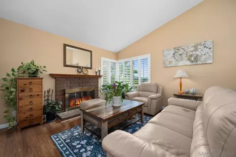 Living - 2011 Elva St, El Cajon, CA 92019 photo 3 of 5